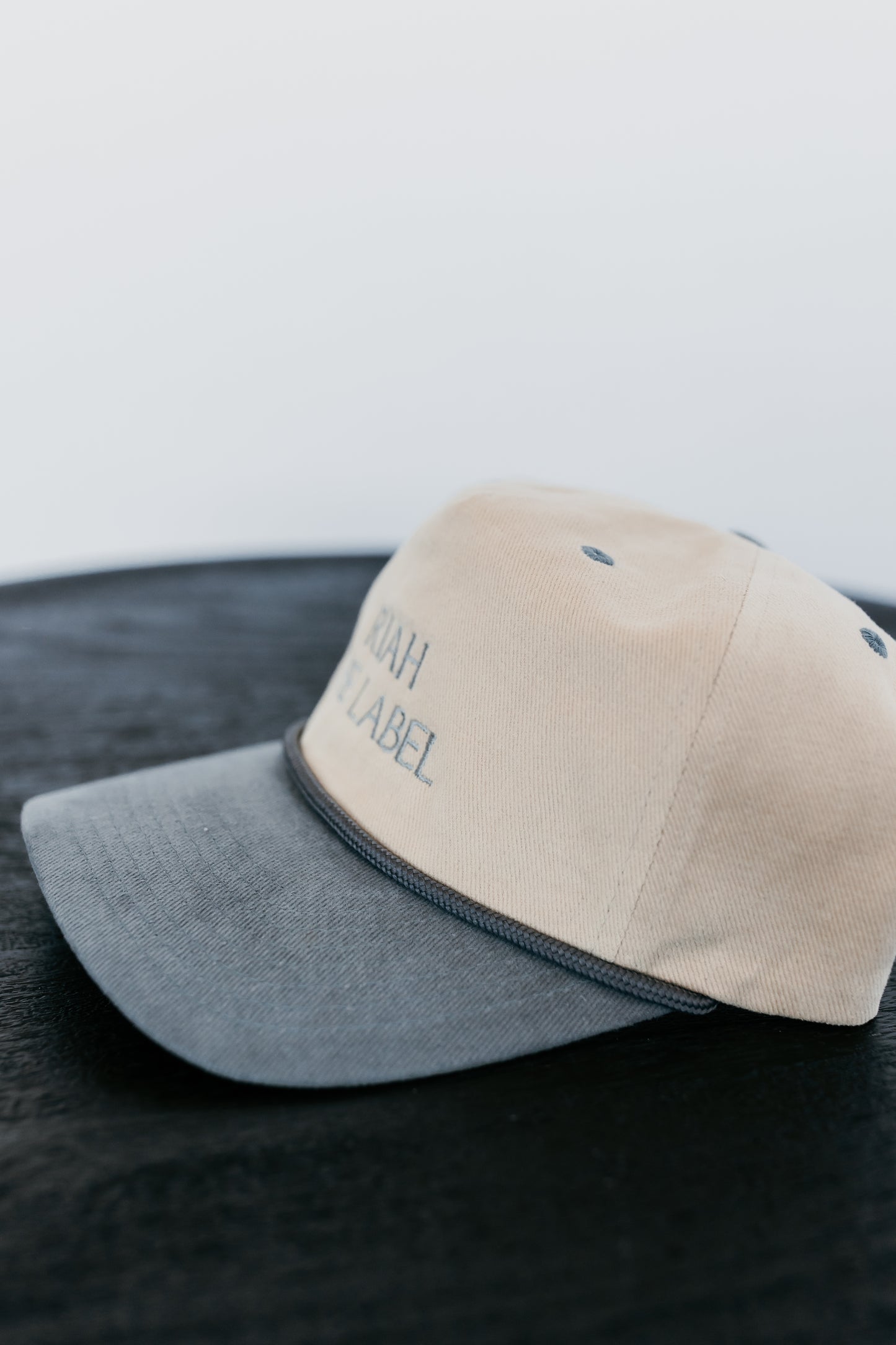 The Relaxed Snapback || Grey